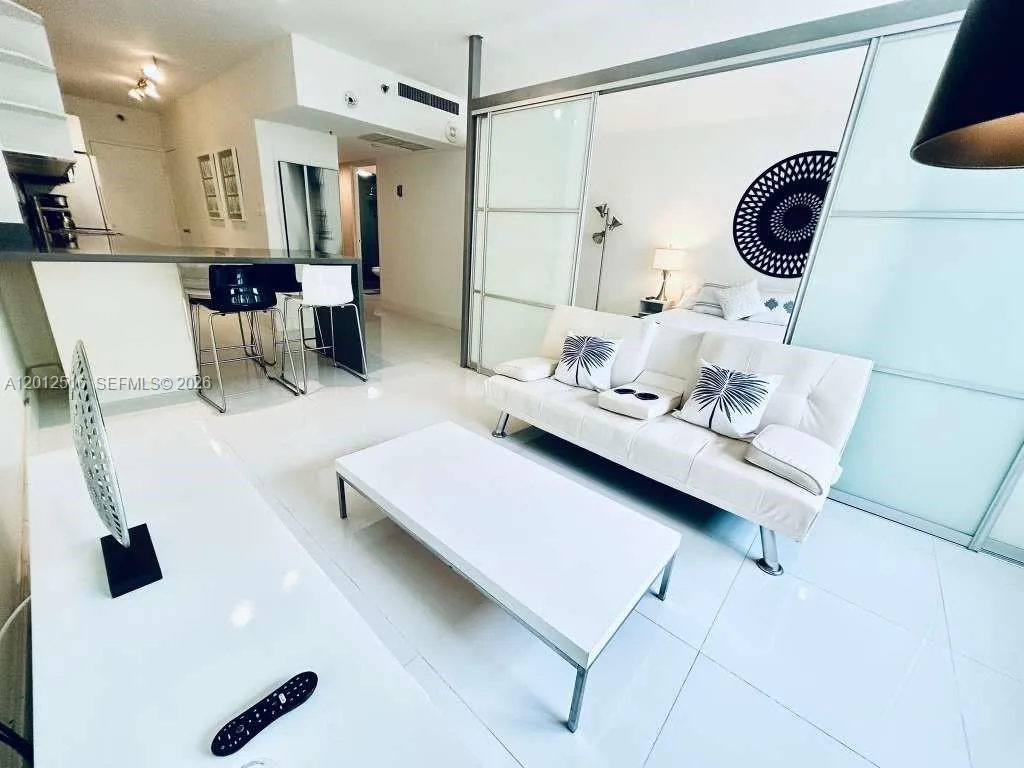 100 Lincoln Rd # 526, Miami Beach FL 33139