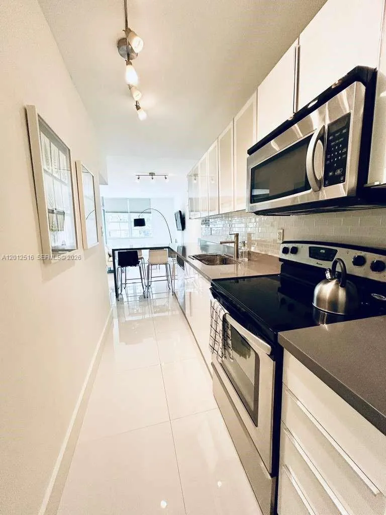 100 Lincoln Rd # 526, Miami Beach FL 33139