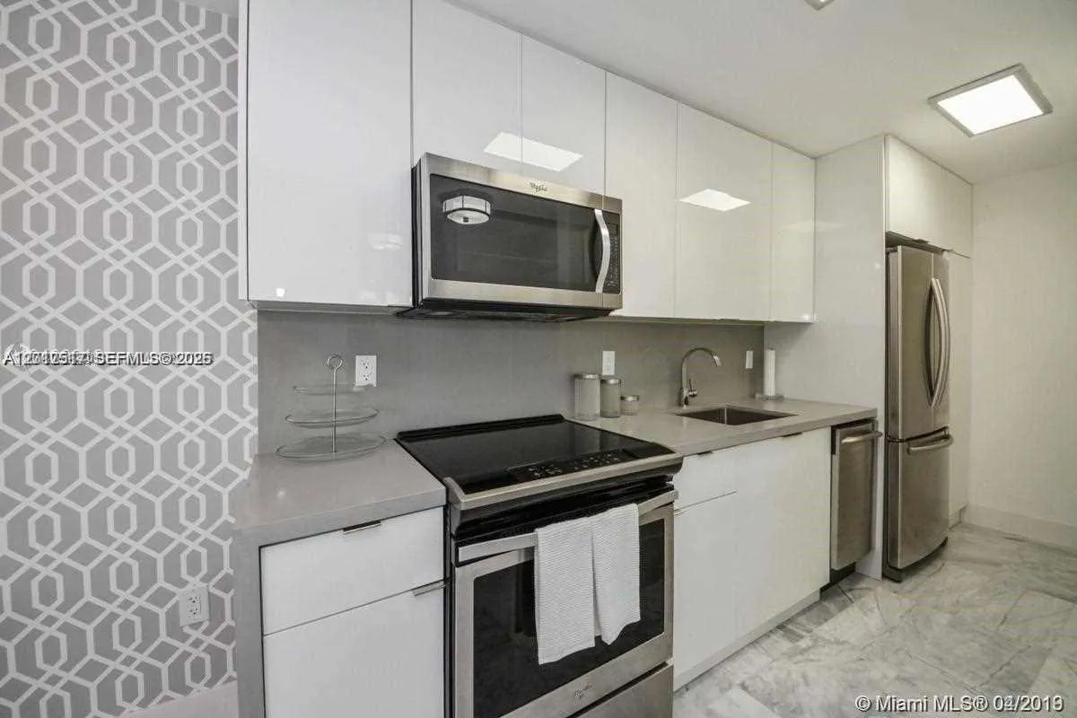 1255 Collins Ave # 507, Miami Beach FL 33139