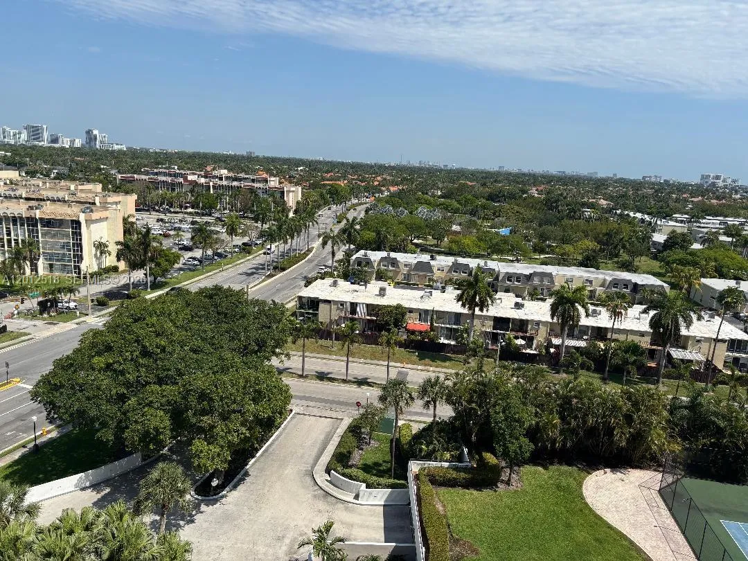 600 Three Islands Blvd # 1003, Hallandale Beach FL 33009