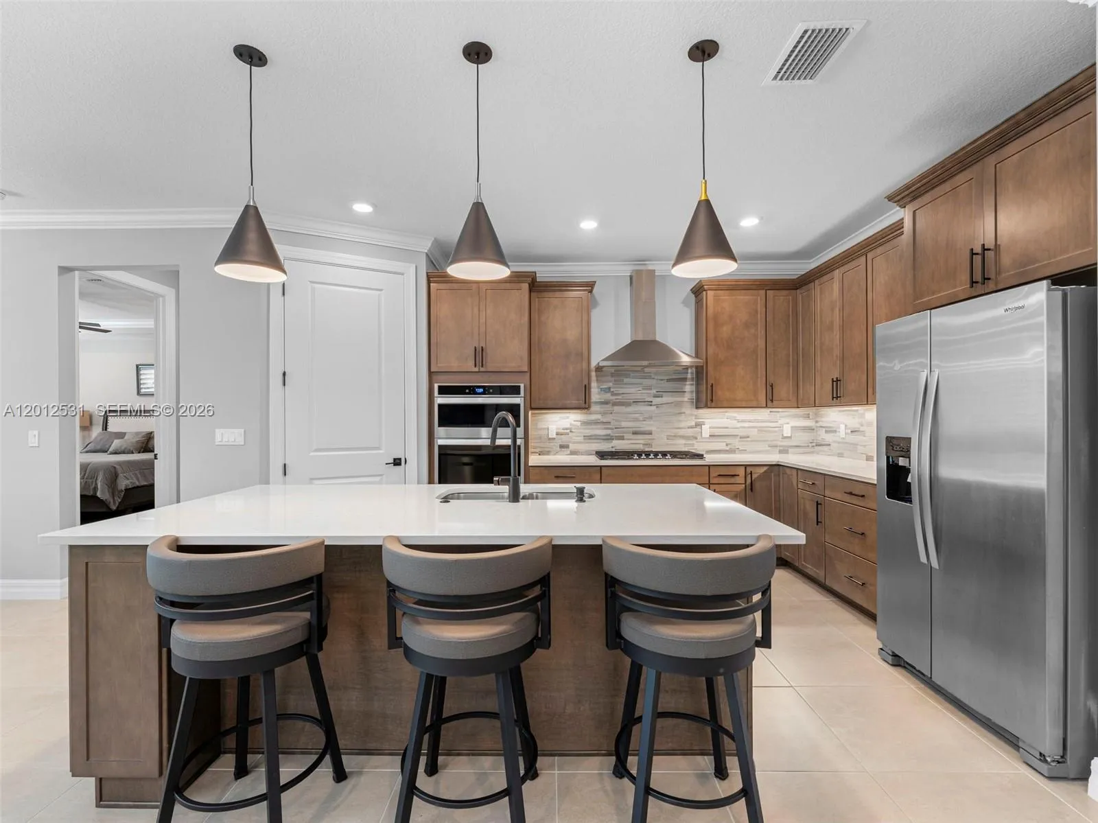 4460 Waterside Dr, Oakland Park FL 33309