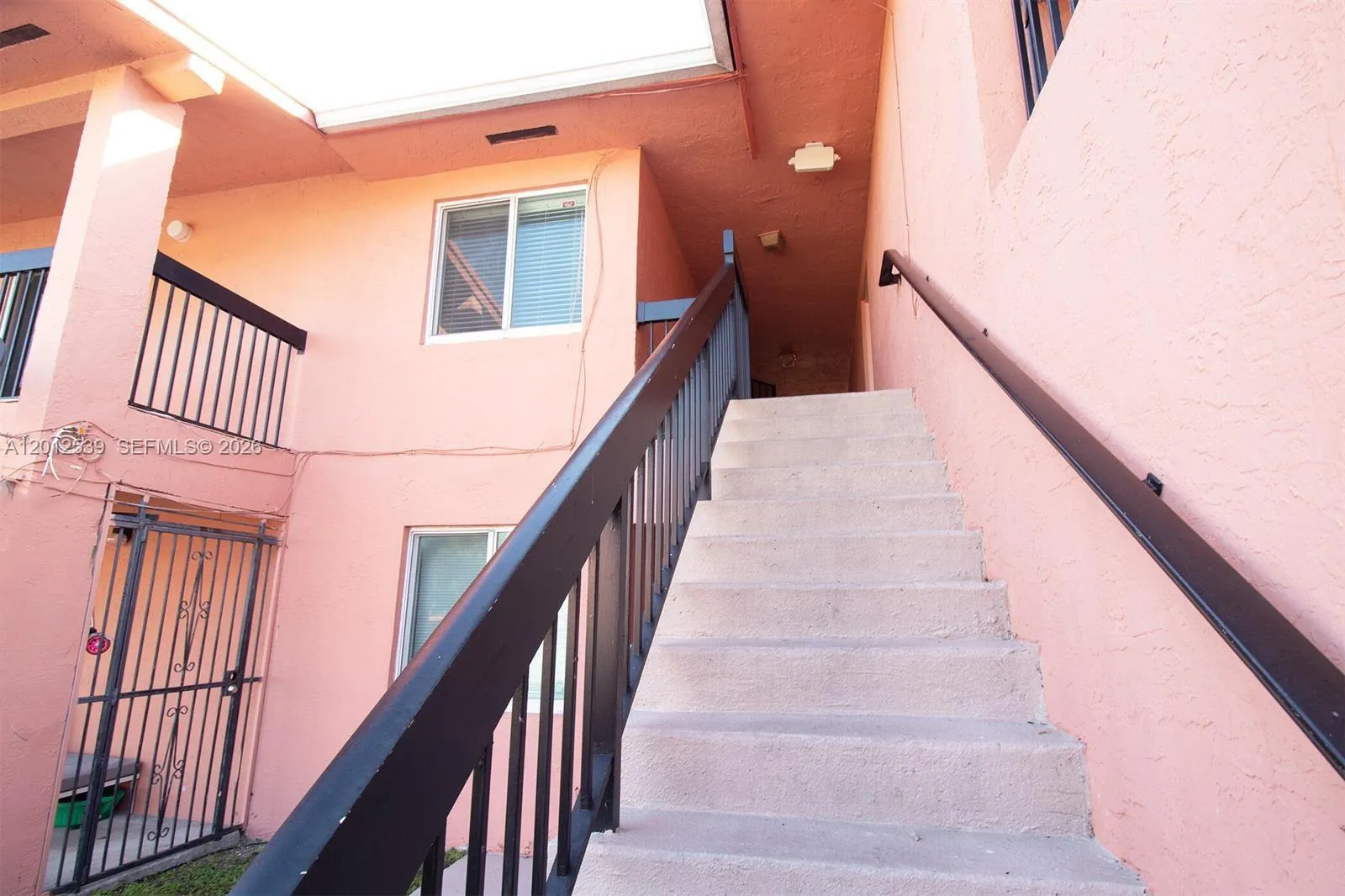 2020 NW 119th St # 1121, Miami FL 33167
