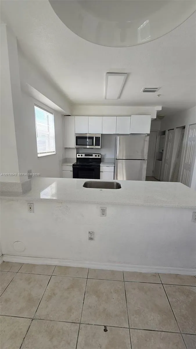 520 SW 5th St # 304, Miami FL 33130