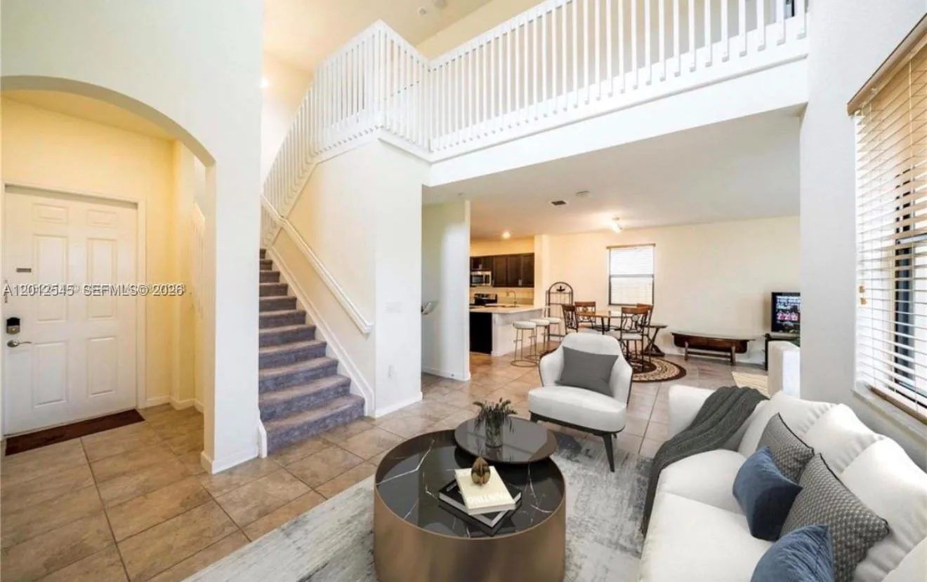 2401 NE 2nd Dr, Homestead FL 33033