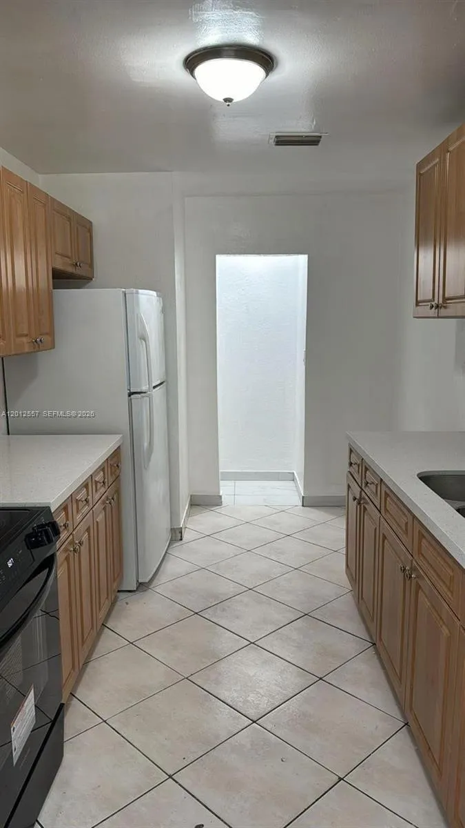 21331 NW 39th Ave, Miami Gardens FL 33055