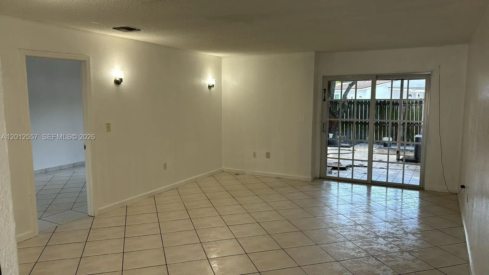 21331 NW 39th Ave, Miami Gardens FL 33055