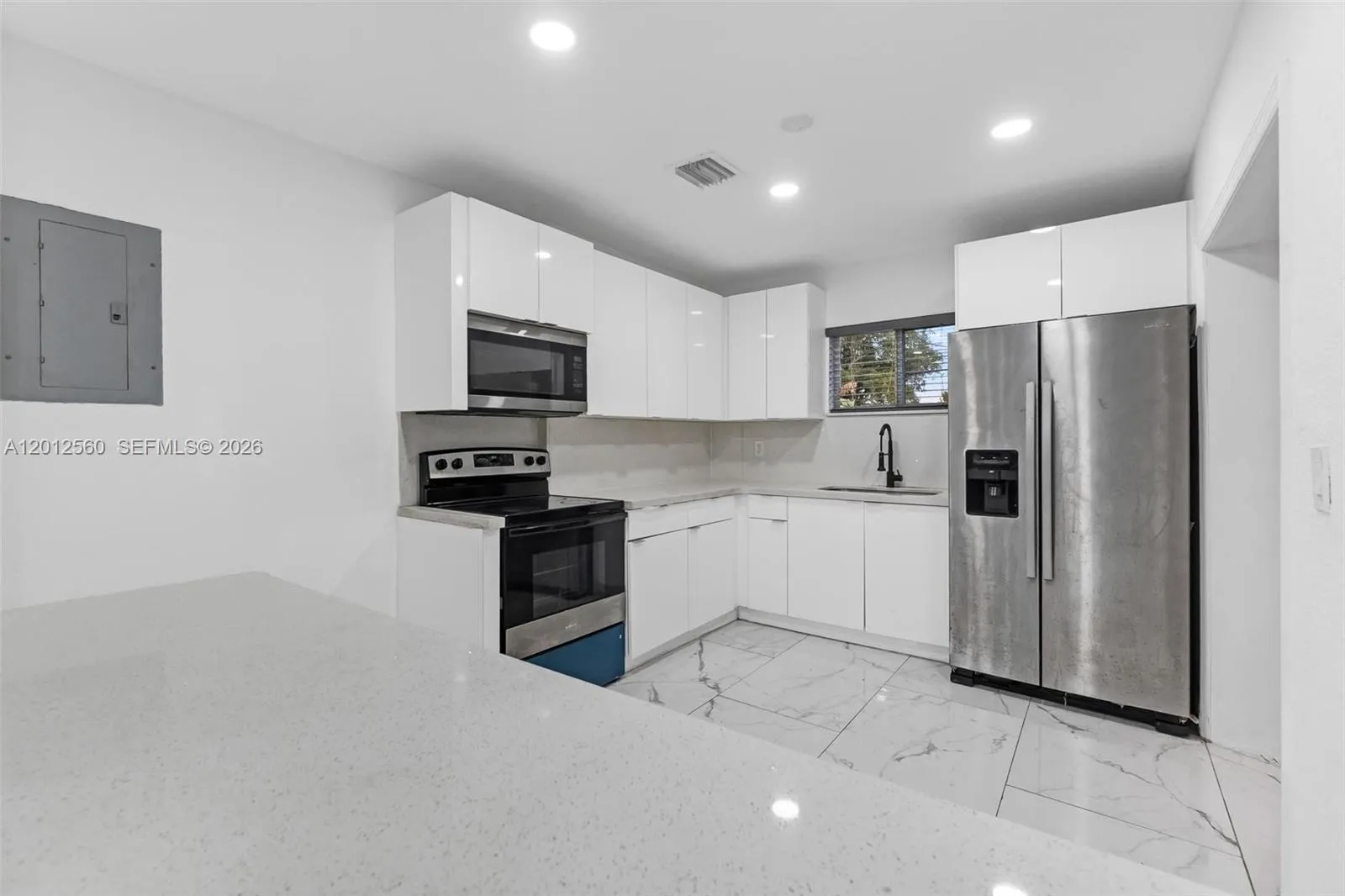 4530 SW 25th St, West Park FL 33023