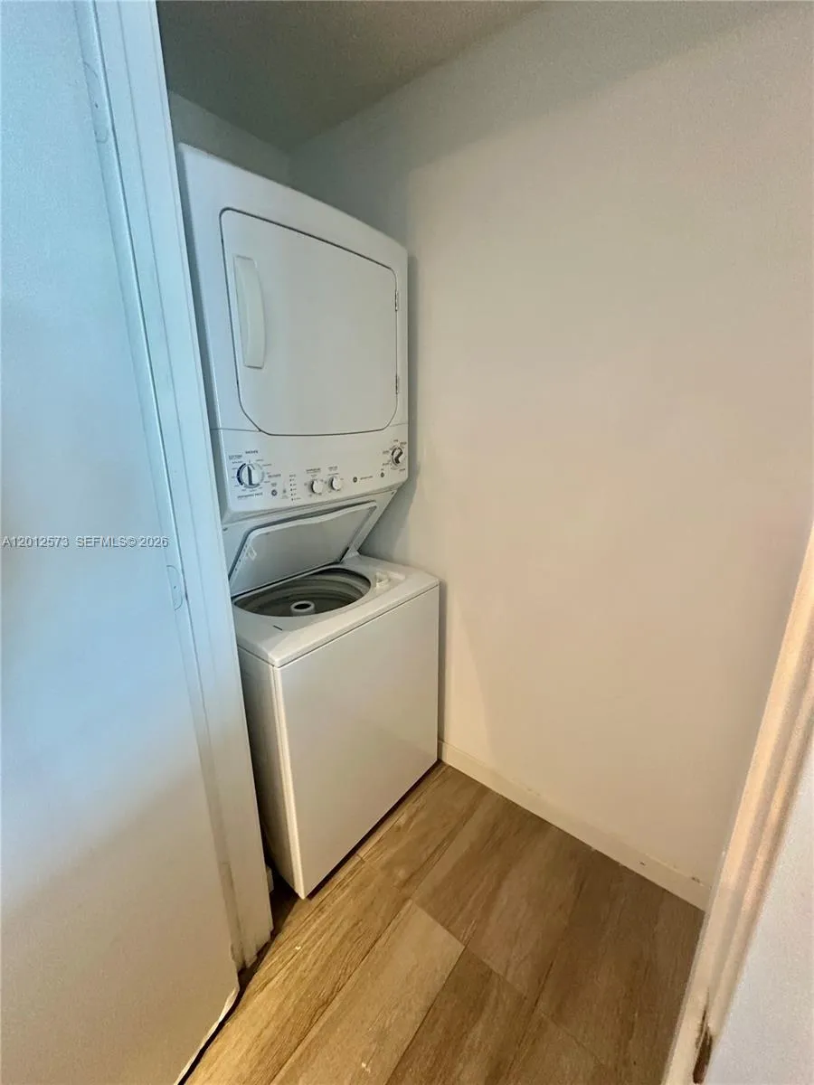 1100 S Miami Ave # 409, Miami FL 33130