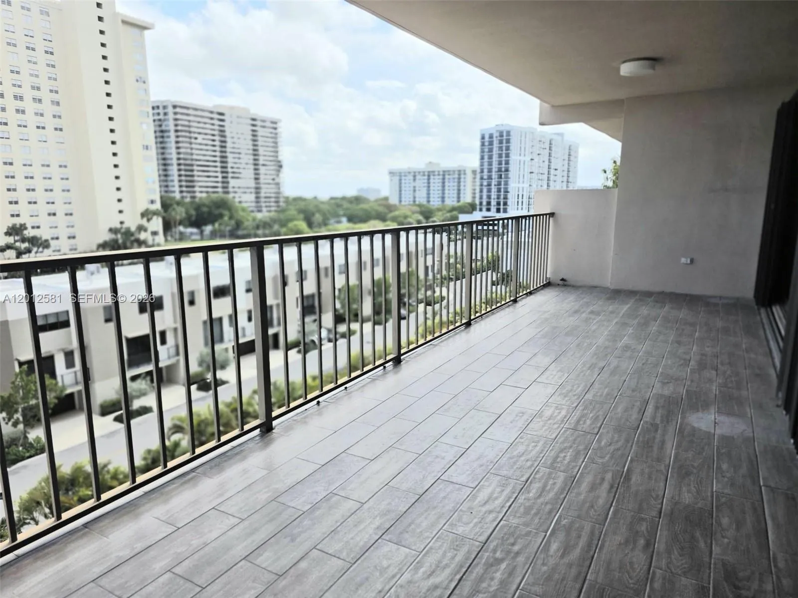 1800 NE 114th St # 706, Miami FL 33181