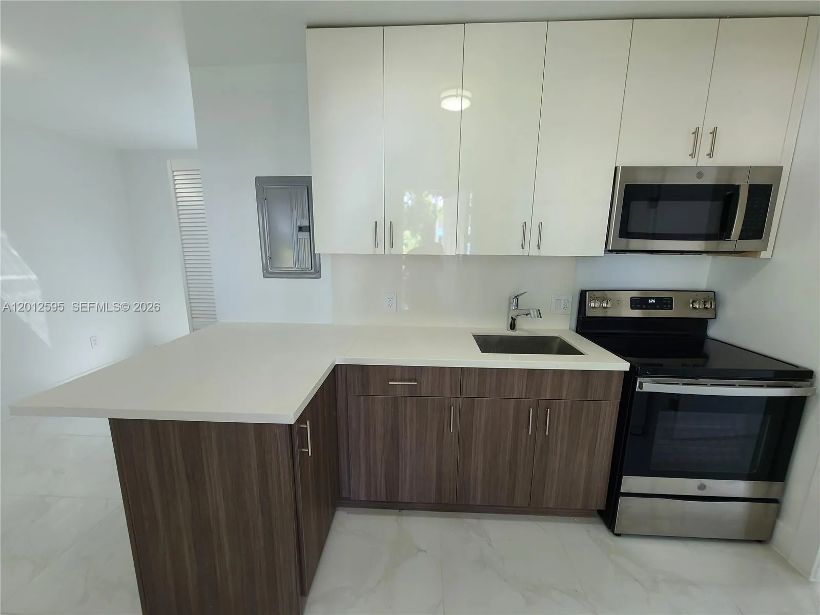 1646 NW 1st Pl # 4, Miami FL 33136