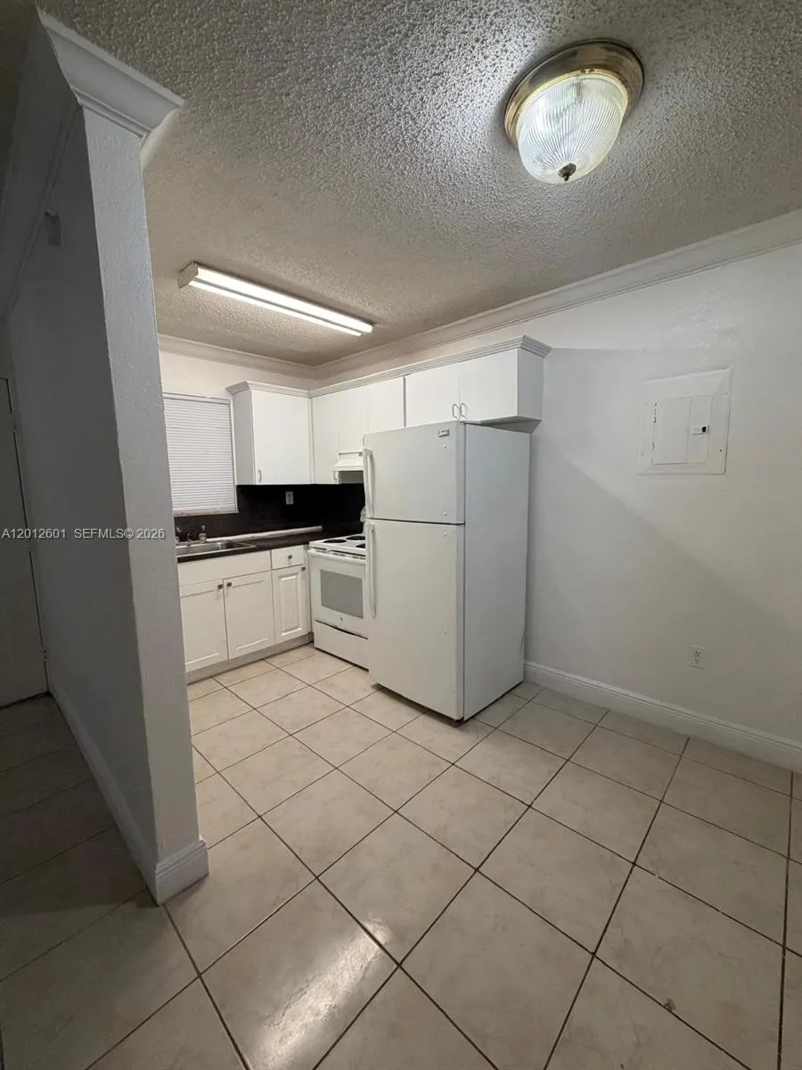 16118 NE 21st Ave # 6, North Miami Beach FL 33162