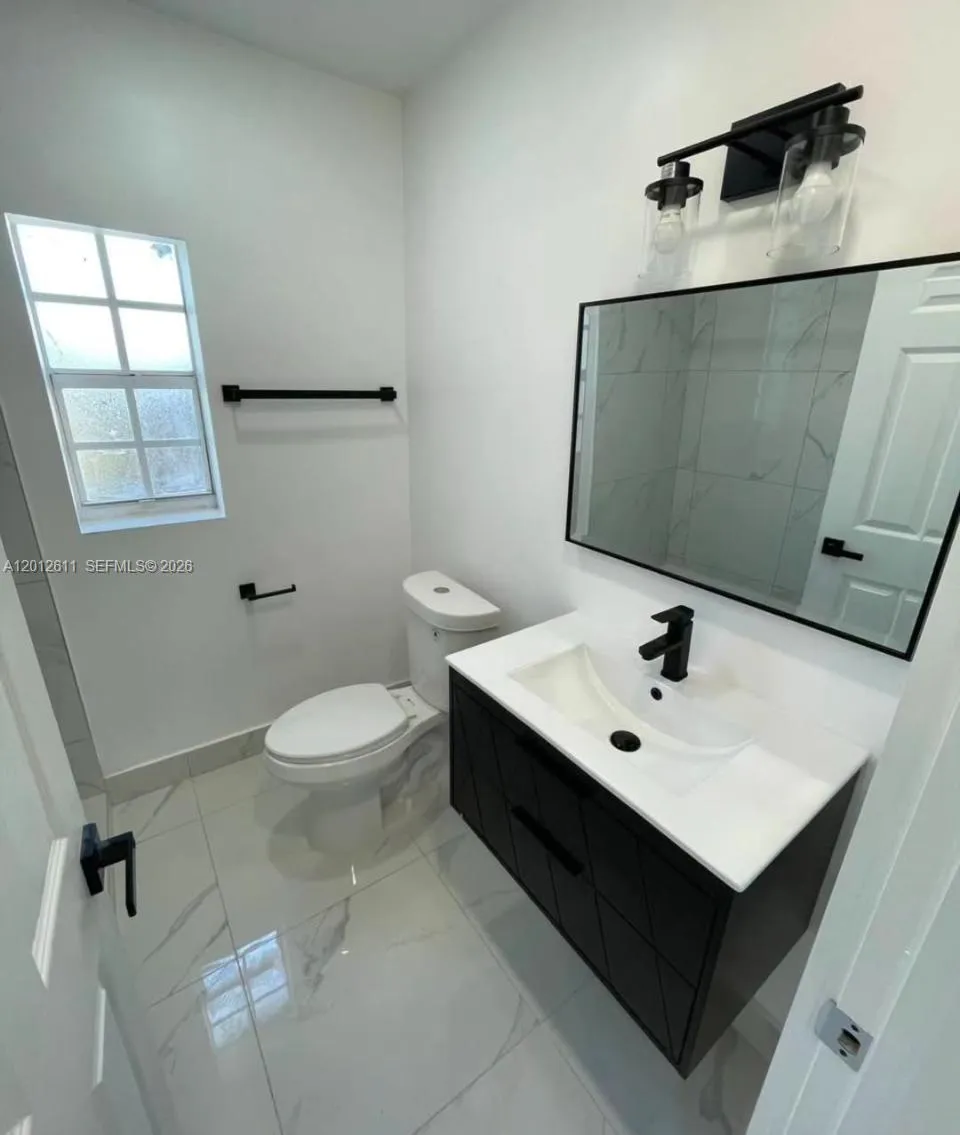 3161 NW 31st St # 3161, Miami FL 33142