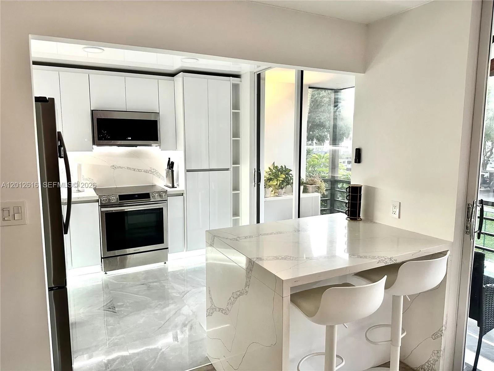 671 NE 195th St # 205E, Miami FL 33179