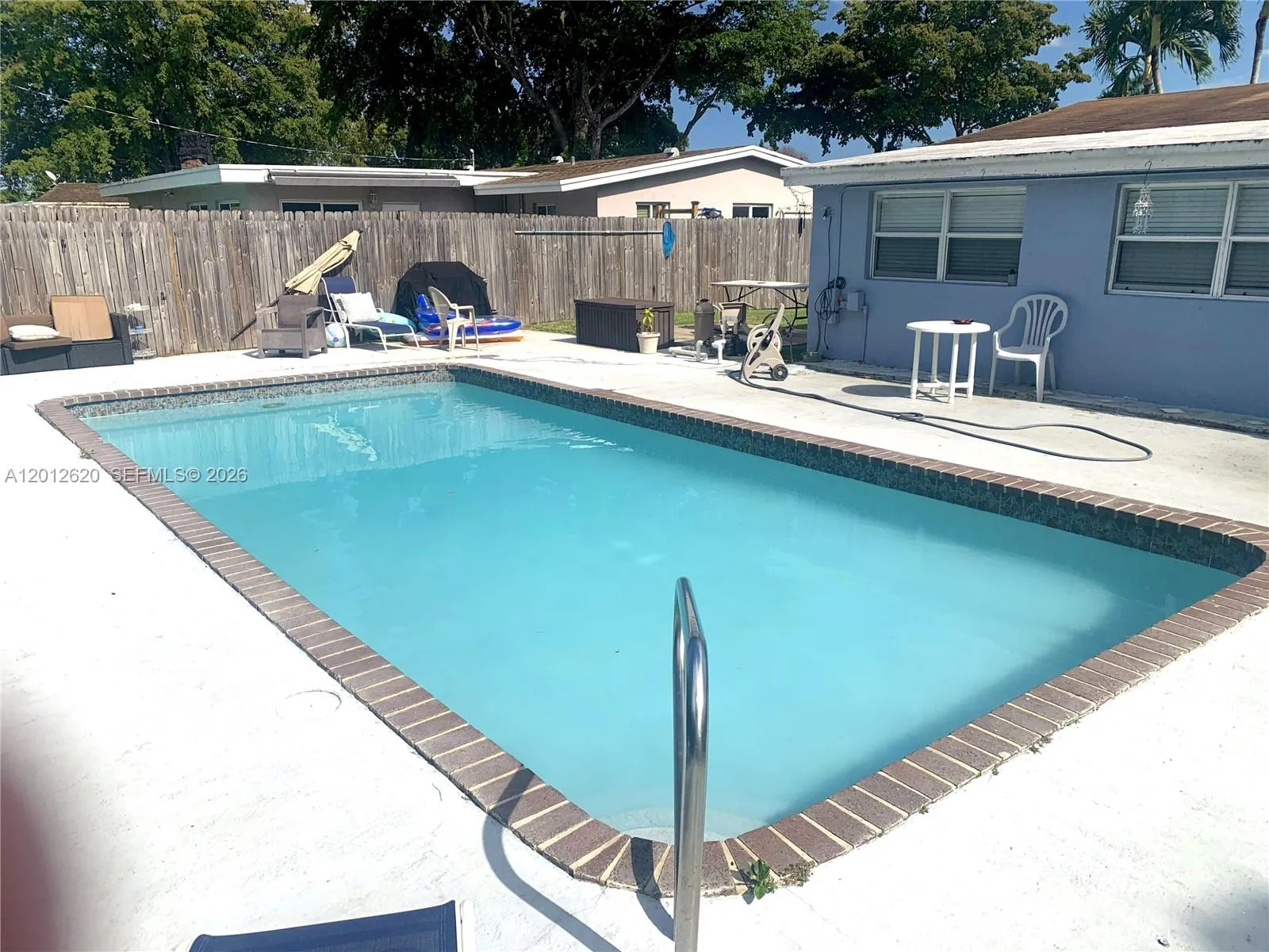 6133 NW 20th St, Margate FL 33063