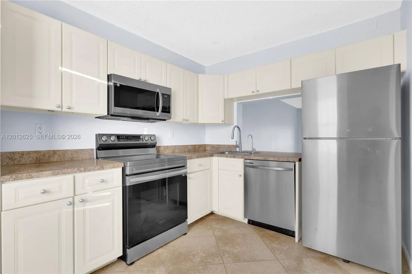 3050 NW 42nd Ave # C406, Coconut Creek FL 33066