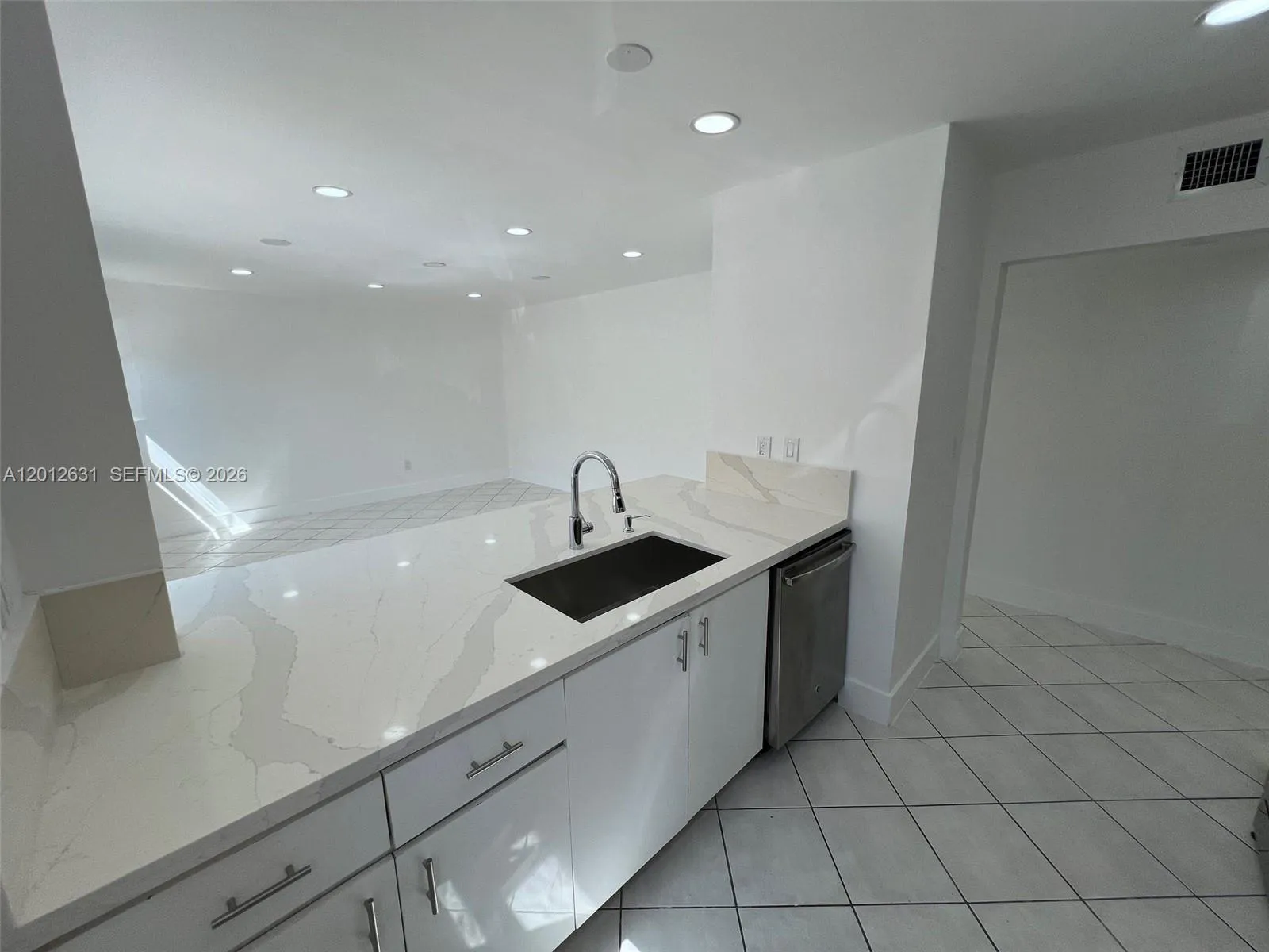 1308 Drexel Ave # 103, Miami Beach FL 33139