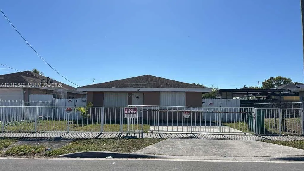 455 NW 14th St, Florida City FL 33034