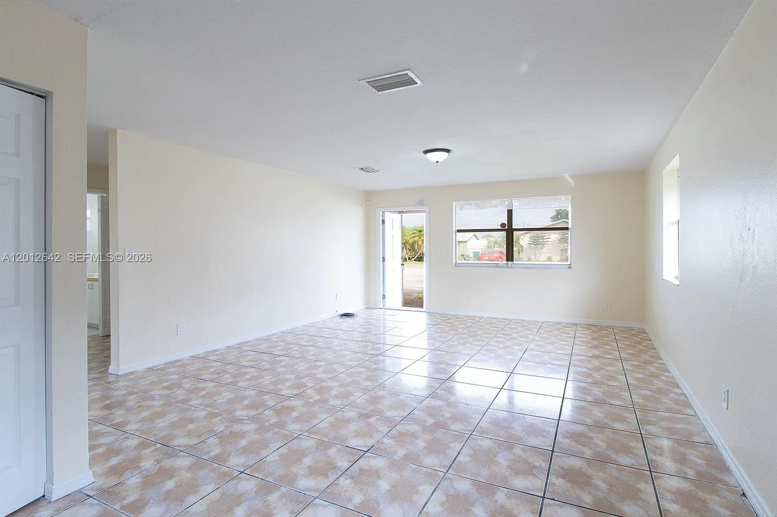 455 NW 14th St, Florida City FL 33034