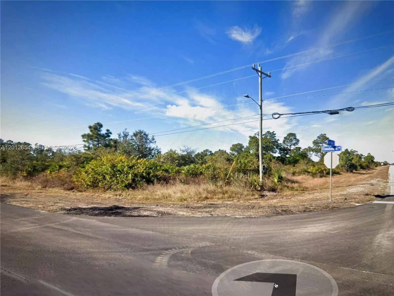 966 Jaguar BLVD, Lehigh Acres FL 33974