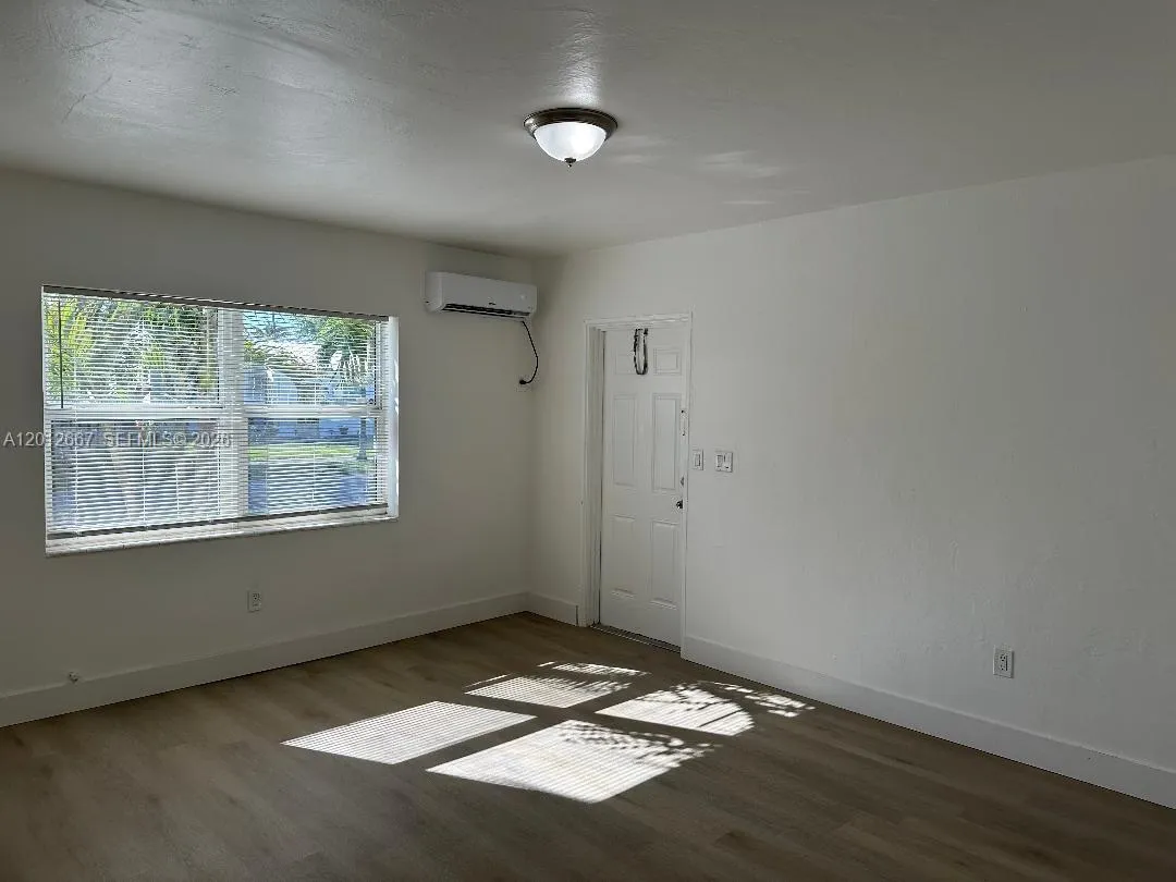 1956 Lincoln St # 6, Hollywood FL 33020