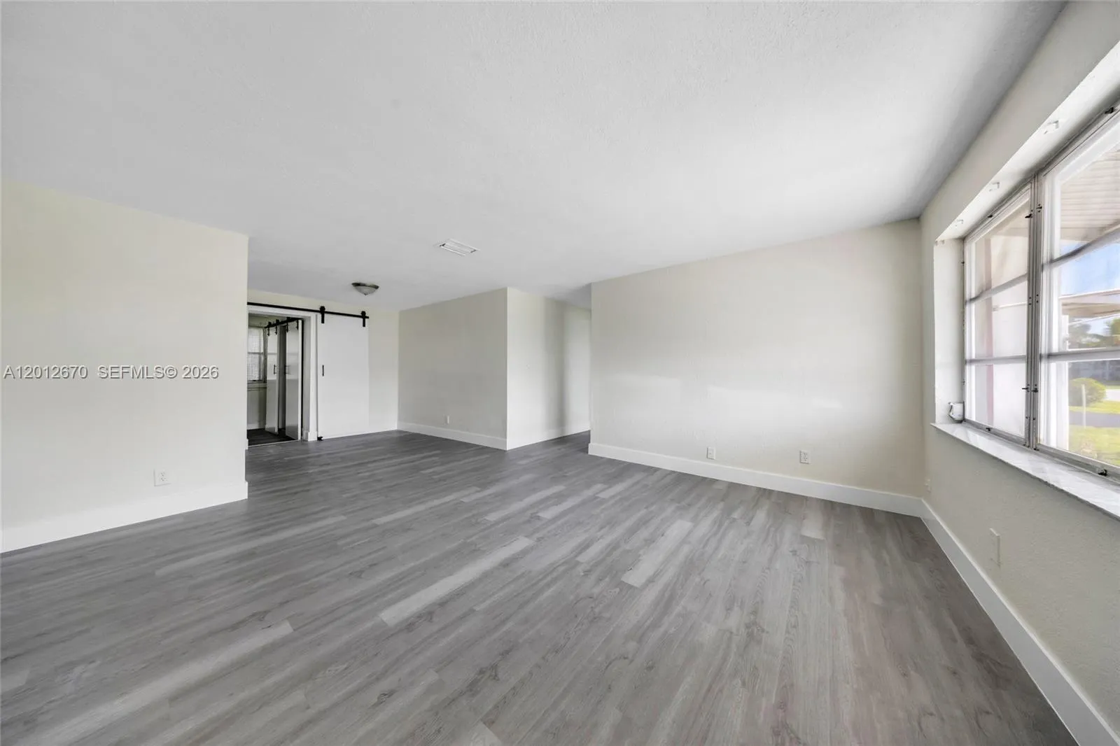 2520 NW 2nd Dr, Pompano Beach FL 33064
