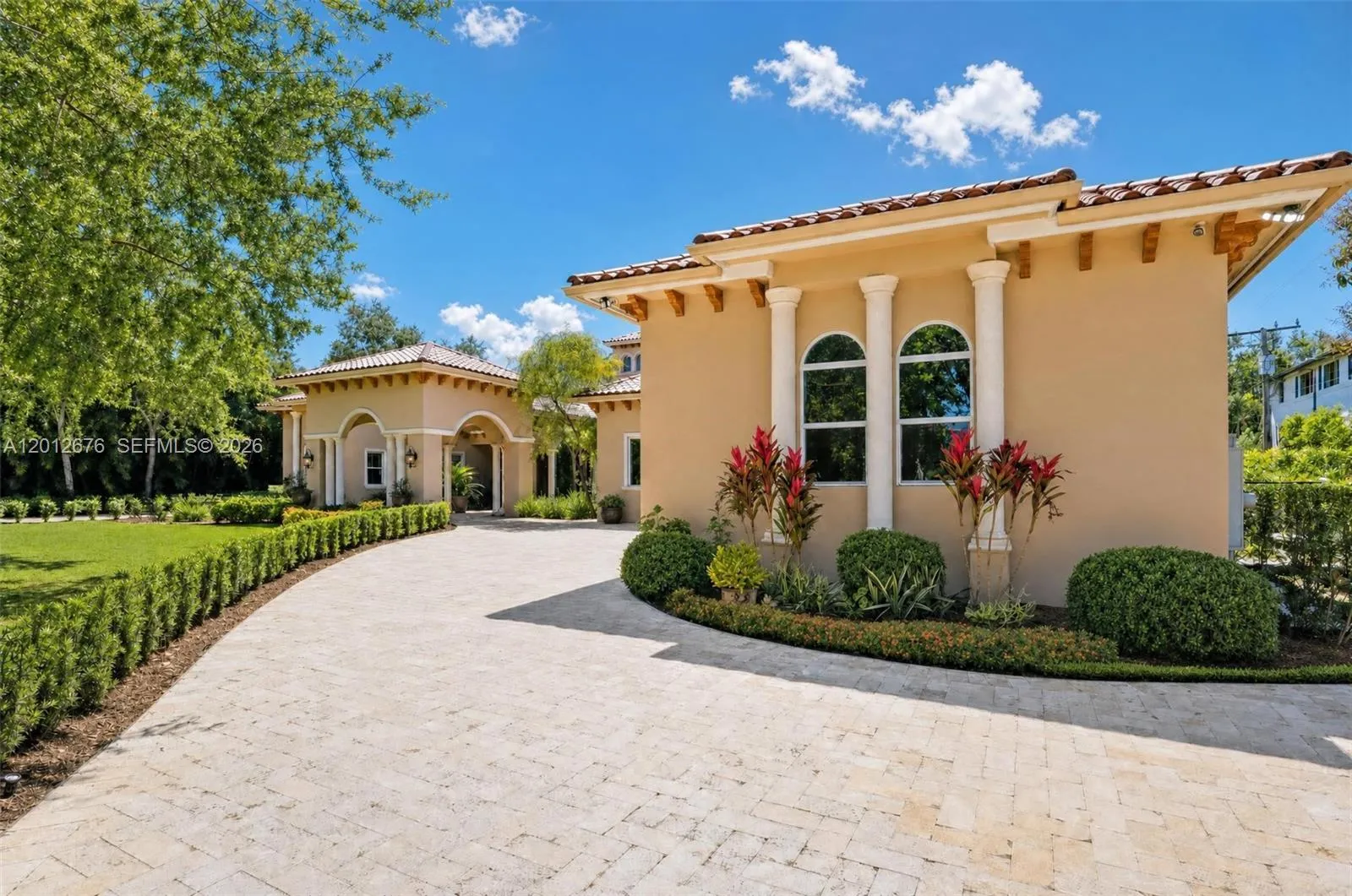 7480 SW 100th St, Pinecrest FL 33156