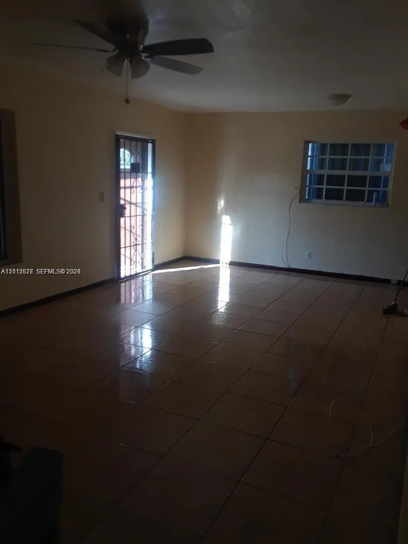 887 NW 116th Ter, Miami FL 33168