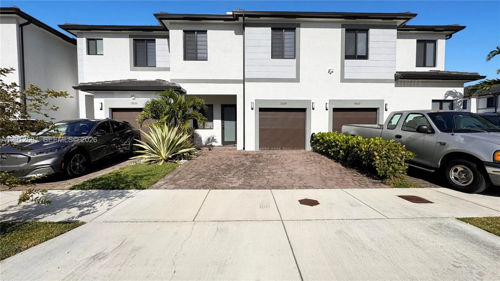 4 bedroom 3 bath for sale at 13659 SW 158th Ave, Miami FL 33196