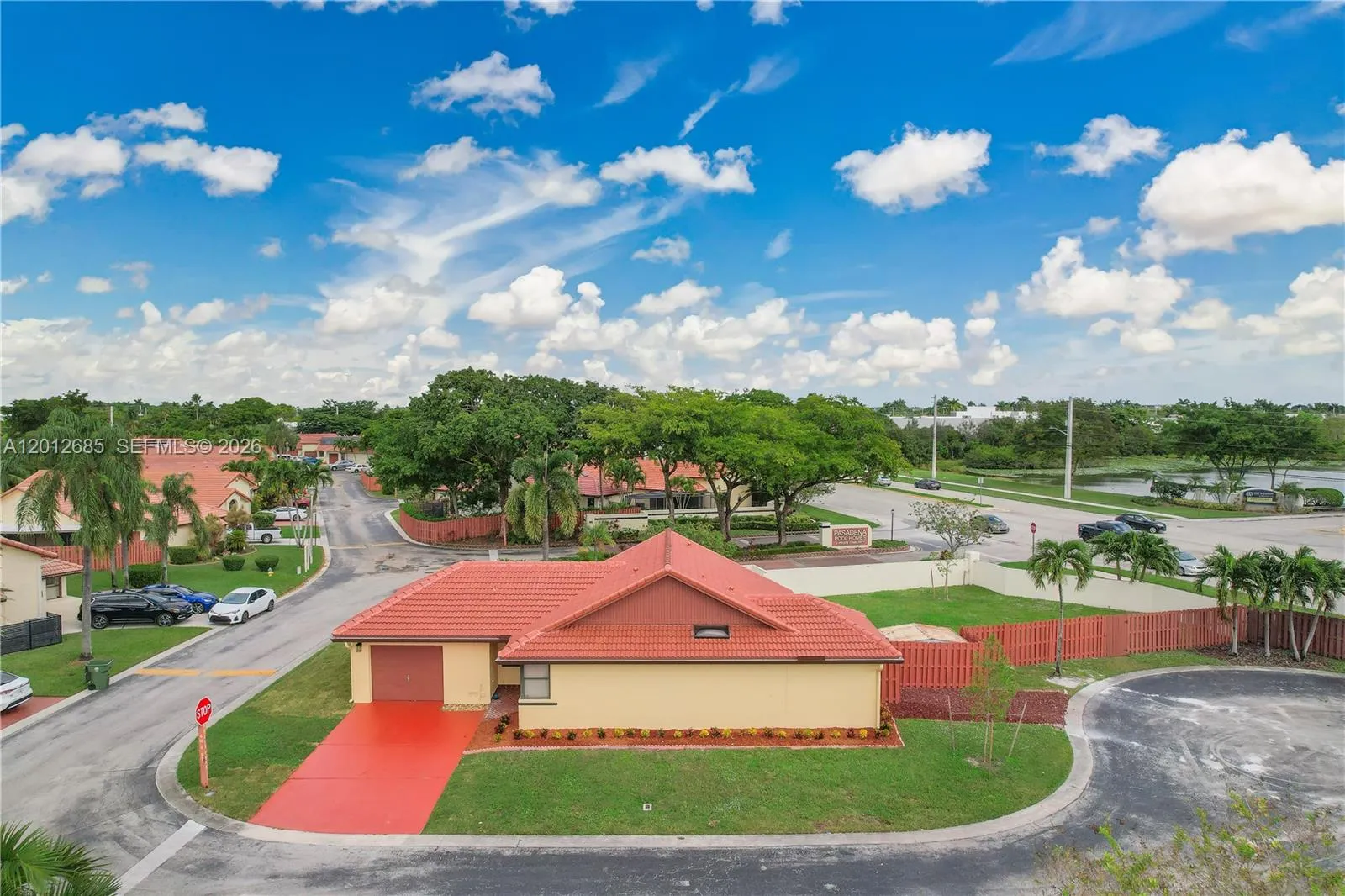11301 SW 4th ST, Pembroke Pines FL 33025