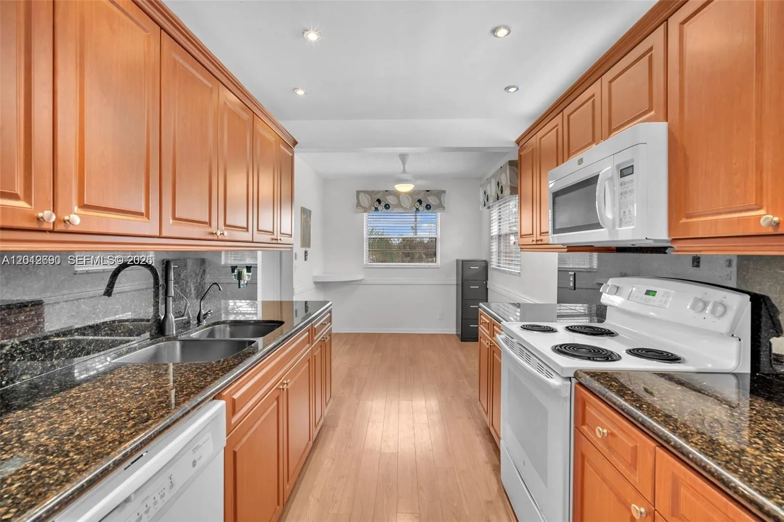 1000 SW 125th Ave # 301N, Pembroke Pines FL 33027