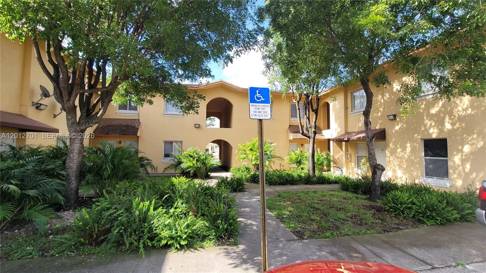 50 E 21st St # 202, Hialeah FL 33010