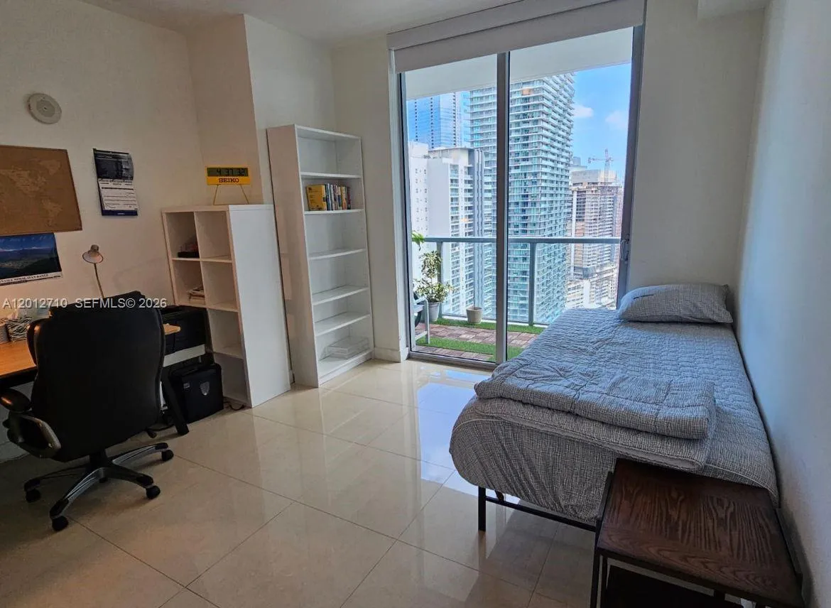 1111 SW 1st Ave, Miami FL 33130