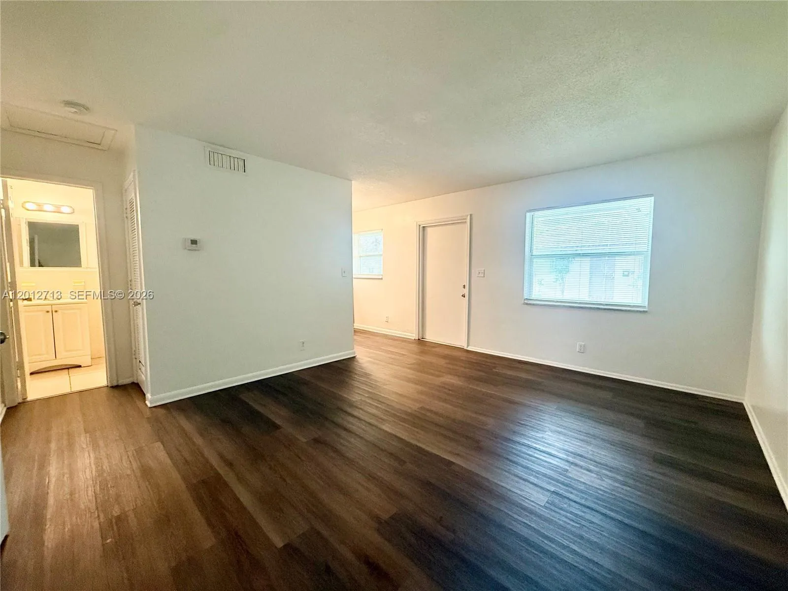 220 NE 41st St # 2, Oakland Park FL 33334