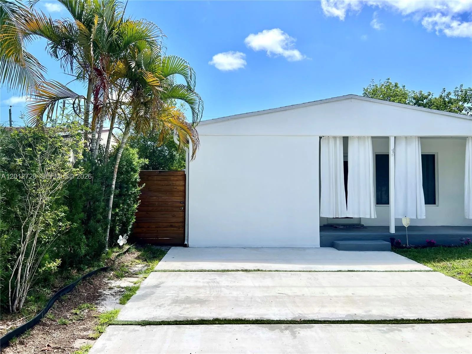 5300 NW 1st Ave # 5300, Oakland Park FL 33309
