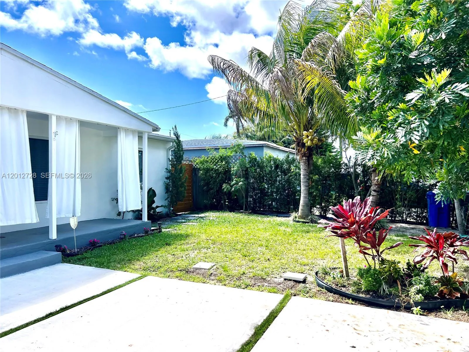5300 NW 1st Ave # 5300, Oakland Park FL 33309