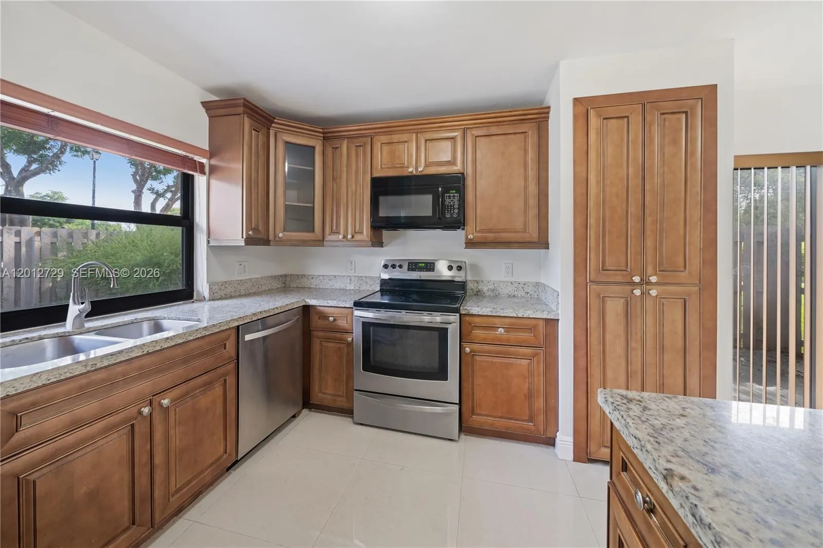 11000 SW 112th Ave # 11000, Miami FL 33176