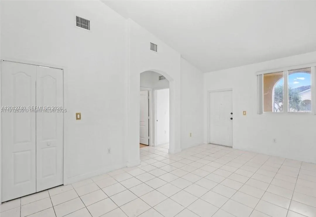 1658 SE 28th Ct # 200, Homestead FL 33035