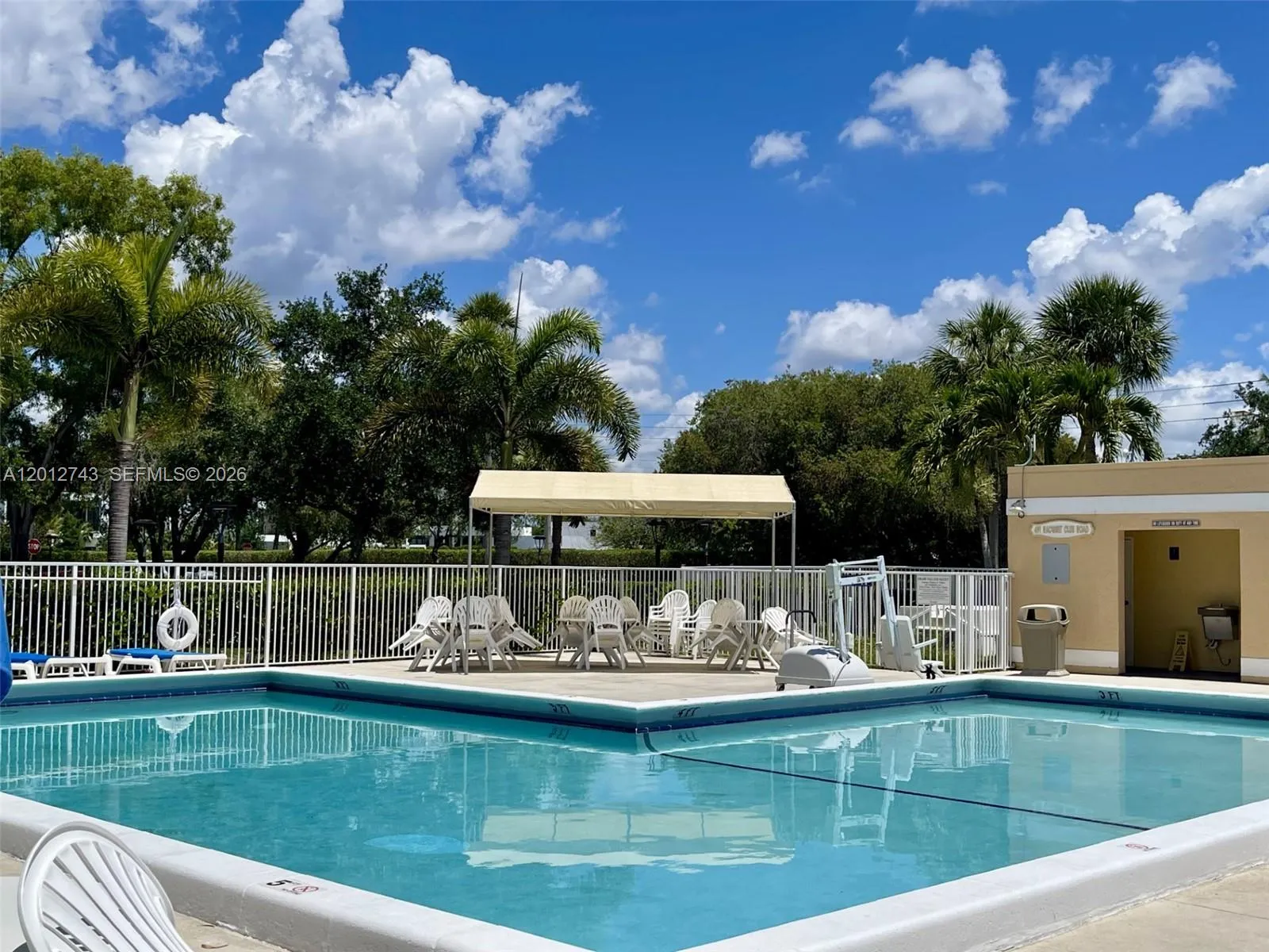 491 Racquet Club Rd # 303, Weston FL 33326