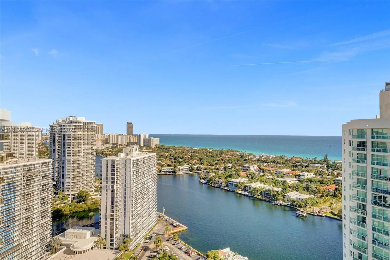 20281 E Country Club Dr, Aventura FL 33180