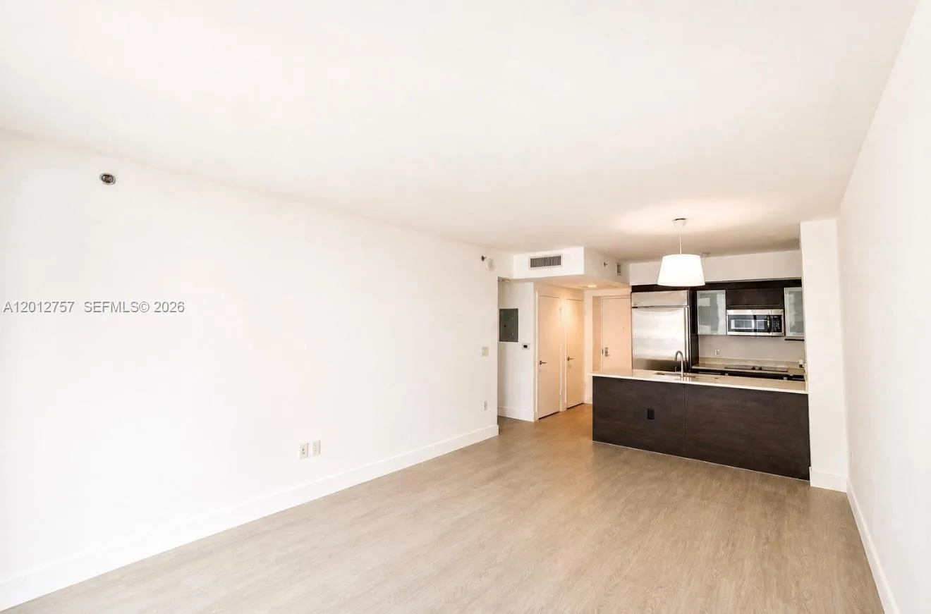 500 Brickell Ave # 2904, Miami FL 33131