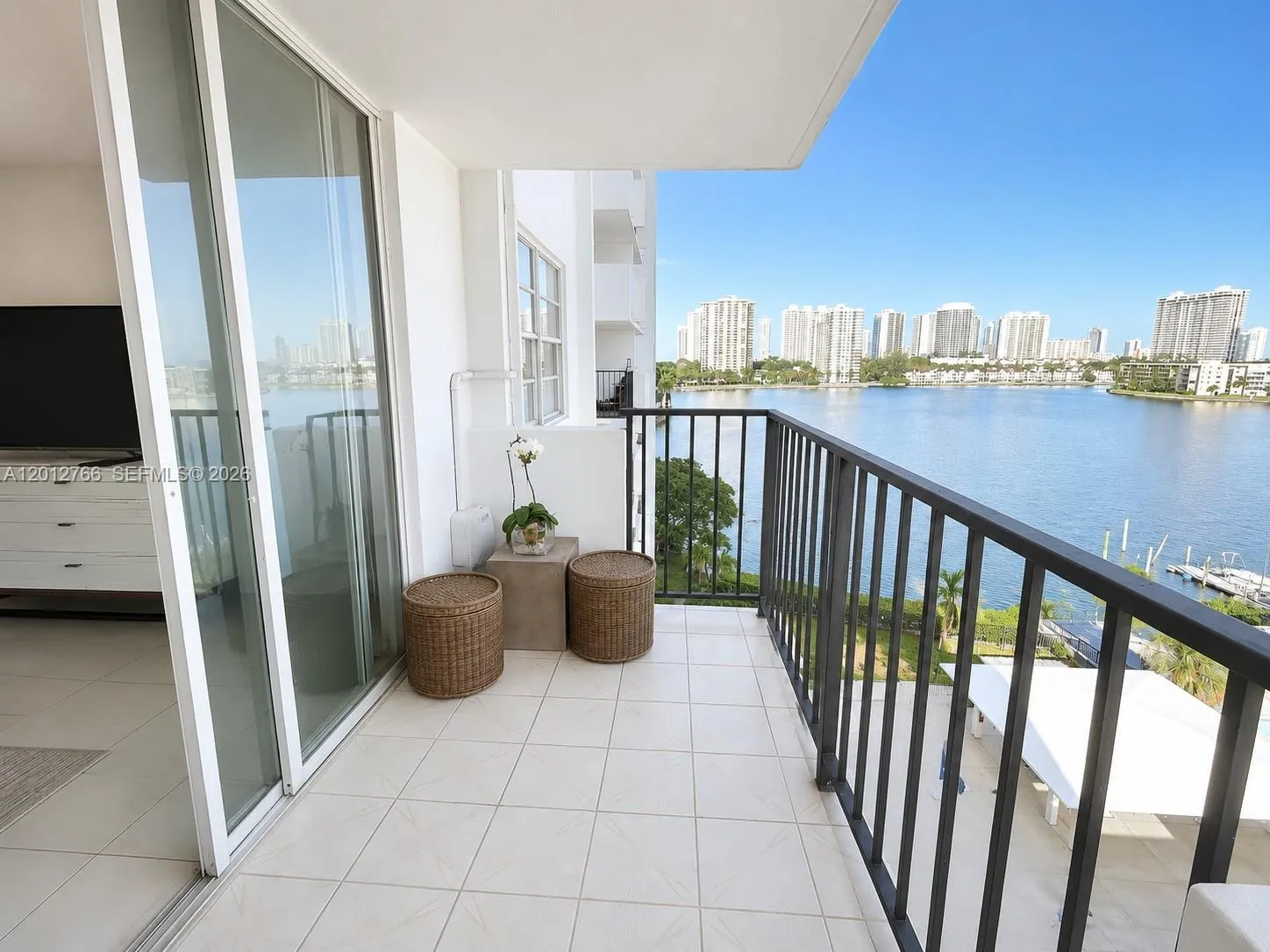 2780 NE 183rd St # 710, Aventura FL 33160
