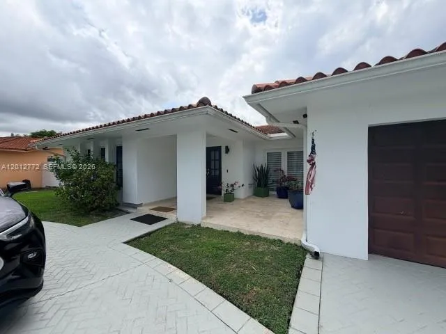 2220 SW 125th Ct, Miami FL 33175