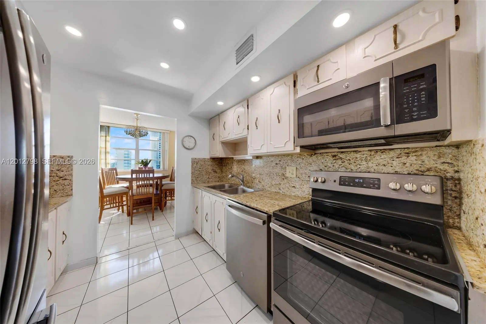 3113 S Ocean Dr # 506, Hallandale Beach FL 33009