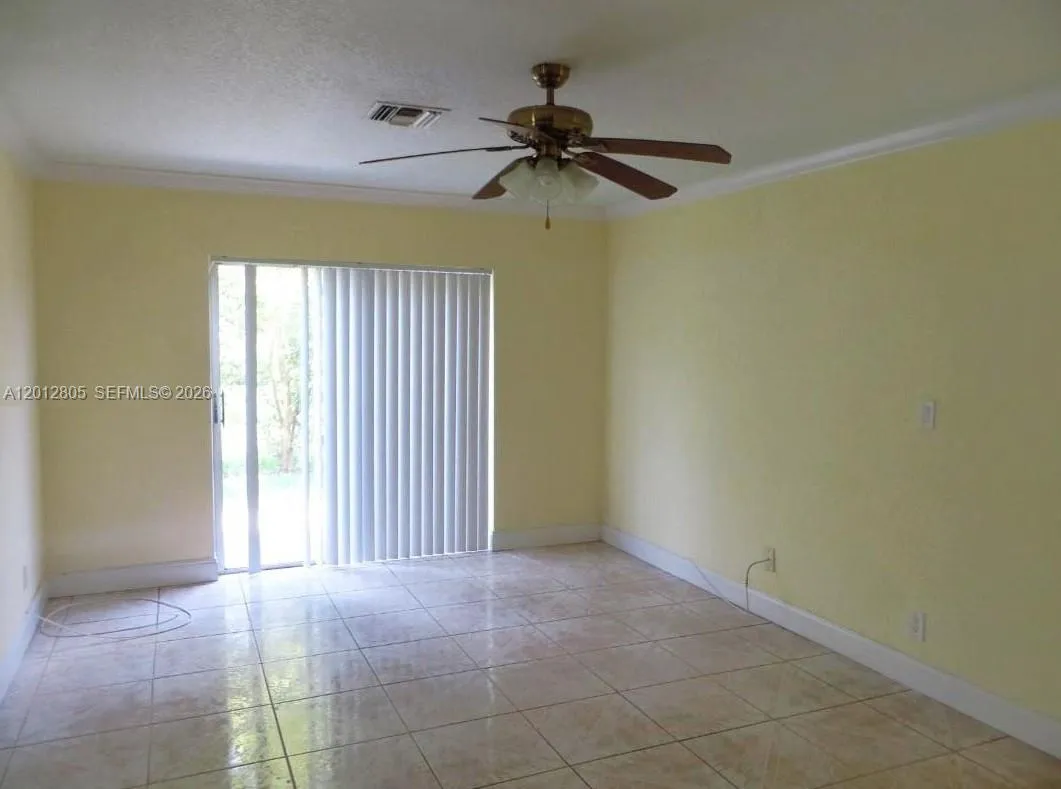 3700 Riverside Dr # 1, Coral Springs FL 33065