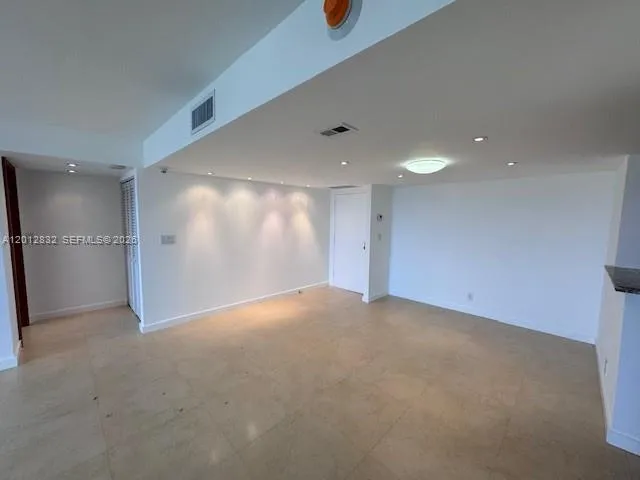 4900 N Ocean Blvd # 705, Lauderdale By The Sea FL 33308