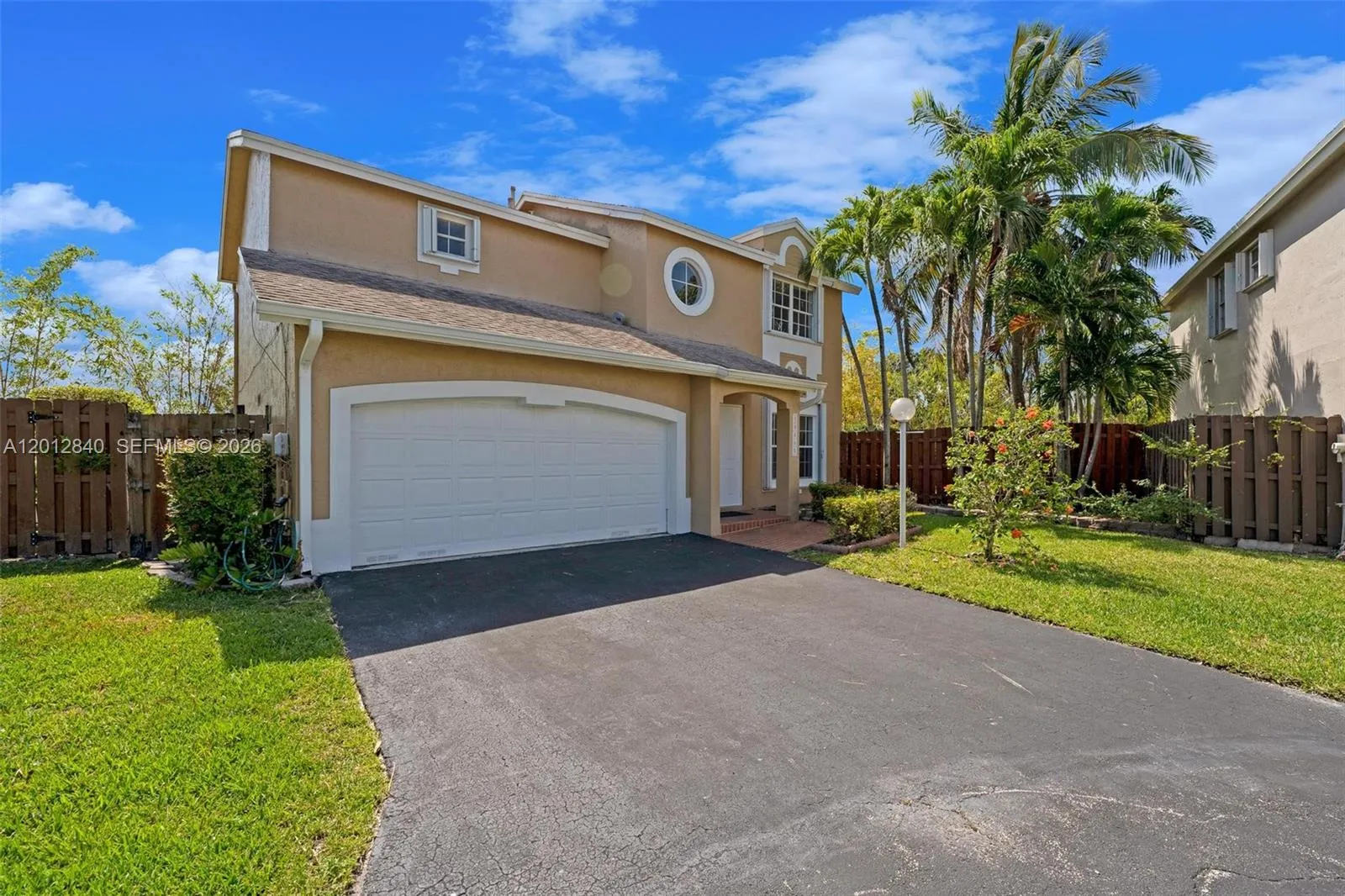 10065 NW 54th Ter, Doral FL 33178