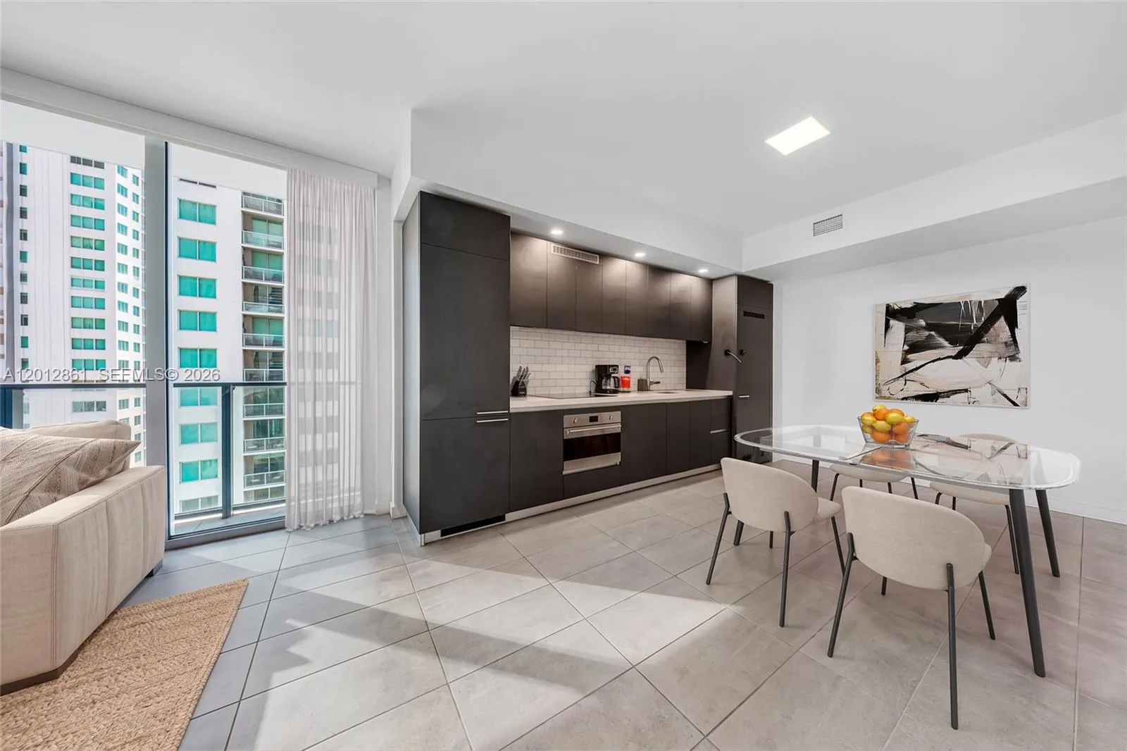 227 NE 2nd St # 1909, Miami FL 33132