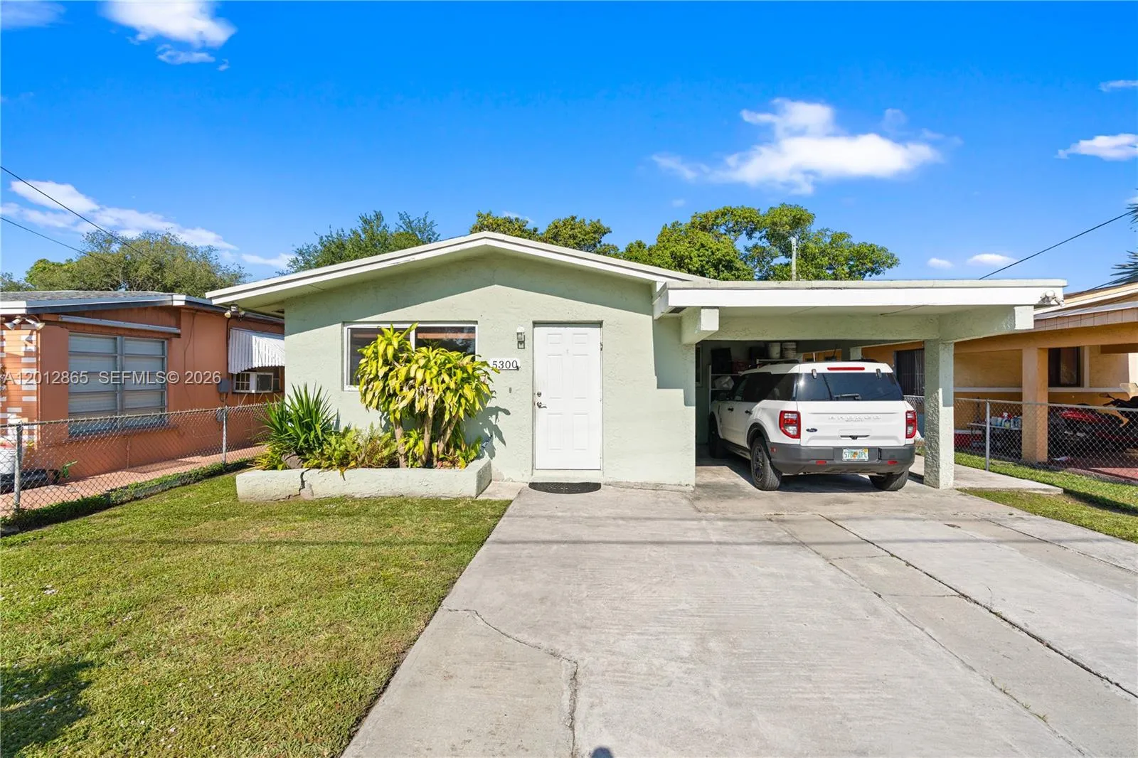 5300 NW 30th Pl, Miami FL 33142