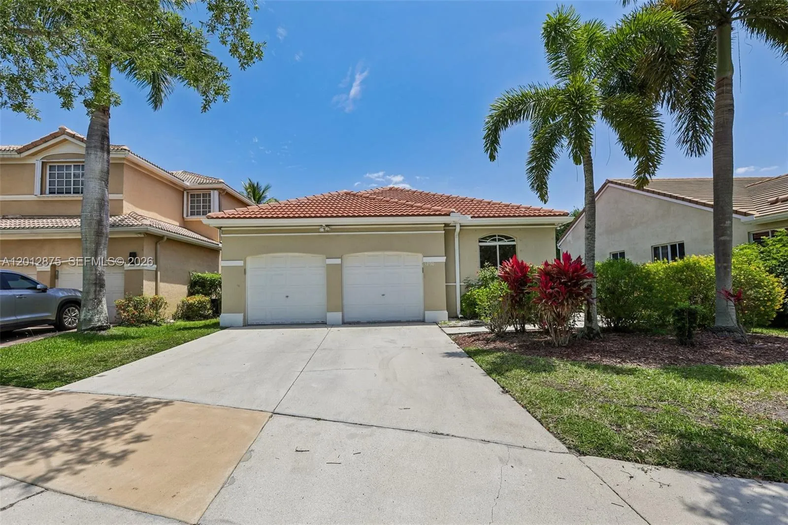 1290 Camellia Ln, Weston FL 33326