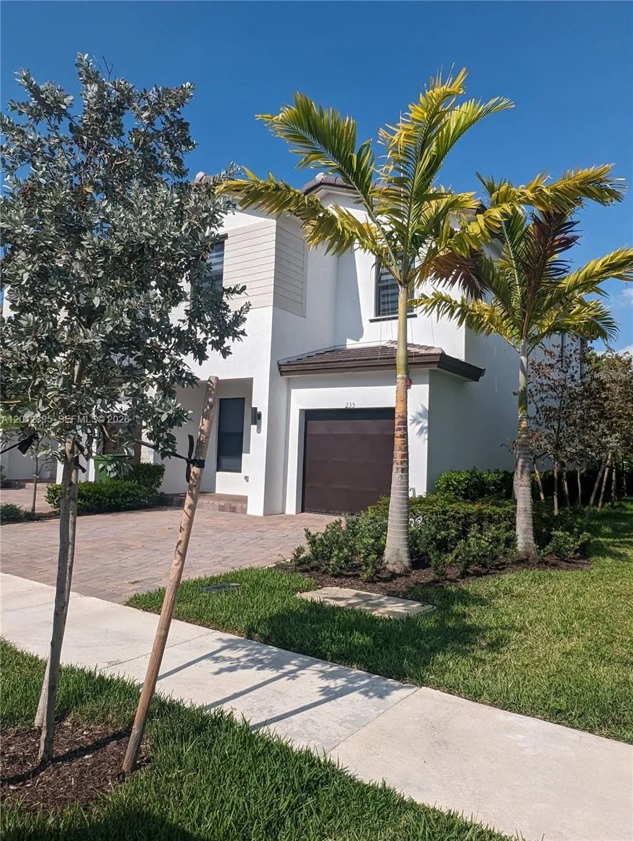235 SW 159th Ter # 235, Pembroke Pines FL 33027